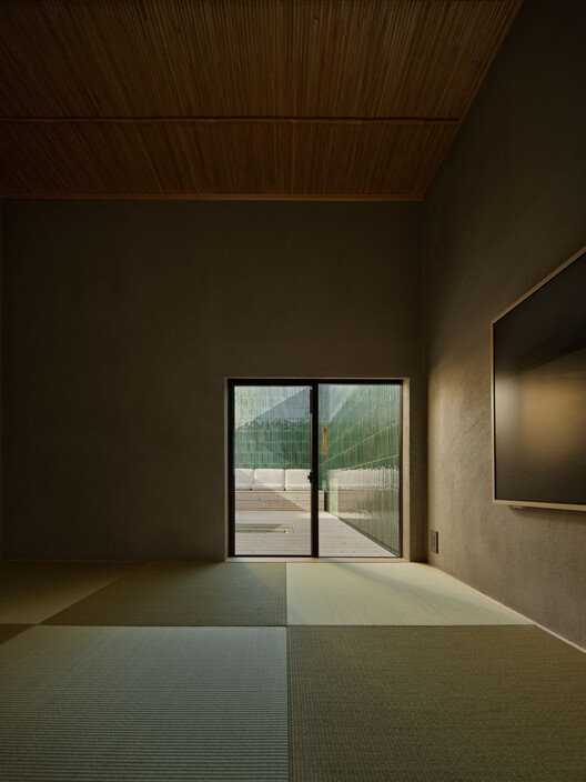 Ukigumo - Floating Clouds Residence / Ukei Shimada Architects Ukigumo - Floating Clouds Residence / Ukei Shimada Architects - Interior Photography, Concrete