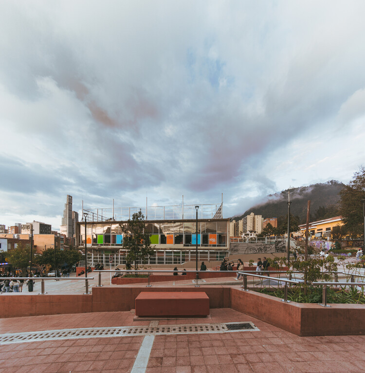 Topografías del encuentro - Plaza Concordia  / AR-AR Martínez Arquitectura y Paisaje + María Paula González Bozzi - Imagen 2 de 19
