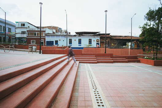 Topographies of Encounter - Concordia Square / AR-AR Martínez Arquitectura y Paisaje + María Paula González Bozzi Topographies of Encounter - Concordia Square / AR-AR Martínez Arquitectura y Paisaje + María Paula González Bozzi - Exterior Photography, Stairs