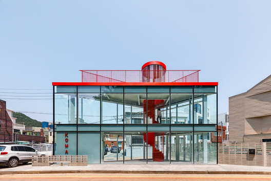 Koma Commercial Facility / U.GA Architects - Exterior Photography, Steel