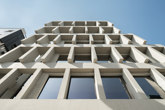 HOURS Commercial Building / See Architects - Exterior Photography