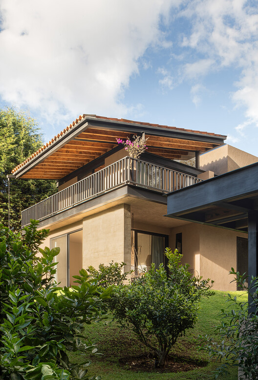 Casa Limoneros / Quaterna Arquitectos Casa Limoneros / Quaterna Arquitectos - Exterior Photography, Balcony