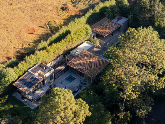 Casa Limoneros / Quaterna Arquitectos Casa Limoneros / Quaterna Arquitectos - Exterior Photography, Garden