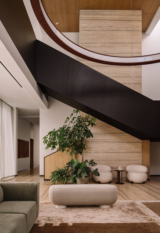 CASAVIVA Residence / SHROFFLEóN CASAVIVA Residence / SHROFFLEóN - Interior Photography, Living Room, Wood, Stairs, Chair