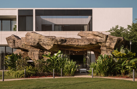 CASAVIVA Residence / SHROFFLEóN CASAVIVA Residence / SHROFFLEóN - Exterior Photography, Courtyard