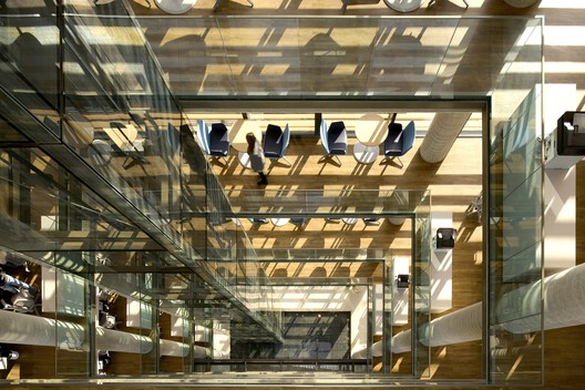 Patrimonium Headquarters / Gustavo Penna Arquiteto e Associados Patrimonium Headquarters / Gustavo Penna Arquiteto e Associados - Image 12 of 23