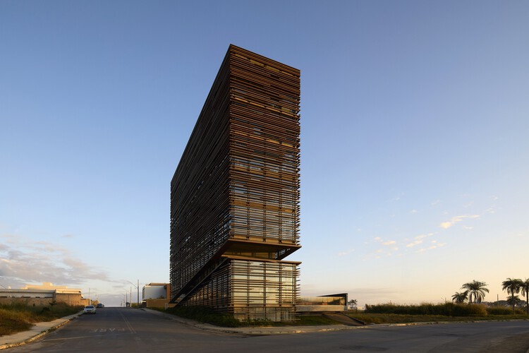 Patrimonium Headquarters / Gustavo Penna Arquiteto e Associados - Exterior Photography, Office Buildings
