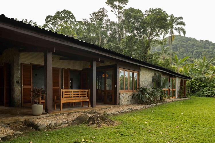 Praia Preta II Residence / Luis Canepa Arquitetos - Exterior Photography, Refurbishment