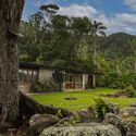 Praia Preta II Residence / Luis Canepa Arquitetos - Exterior Photography, Refurbishment, Garden, Forest