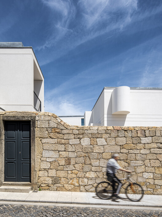 Collective Housing in Vila do Conde / Raulino Silva Arquitecto - Exterior Photography