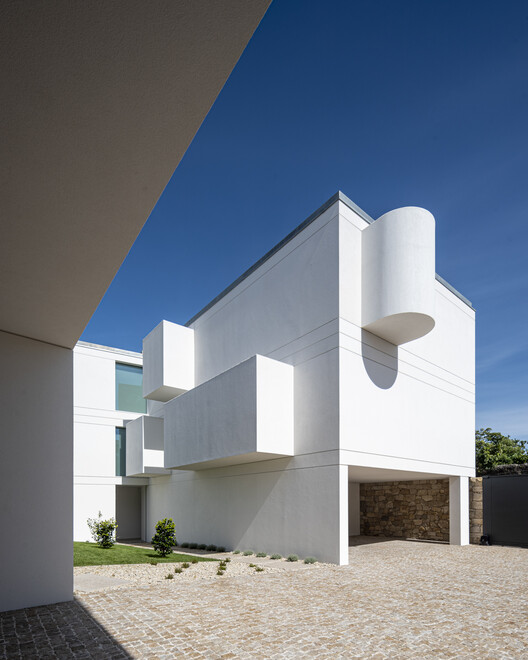 Collective Housing in Vila do Conde / Raulino Silva Arquitecto - Image 7 of 40