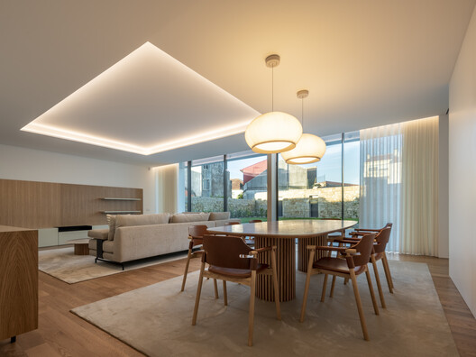 Collective Housing in Vila do Conde / Raulino Silva Arquitecto - Interior Photography, Dining room, Chair
