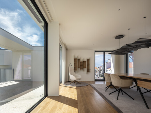 Collective Housing in Vila do Conde / Raulino Silva Arquitecto - Interior Photography