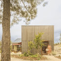 House Over the Hills / Diogo Aguiar Studio - Exterior Photography, Houses