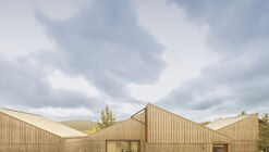 House Over the Hills / Diogo Aguiar Studio
