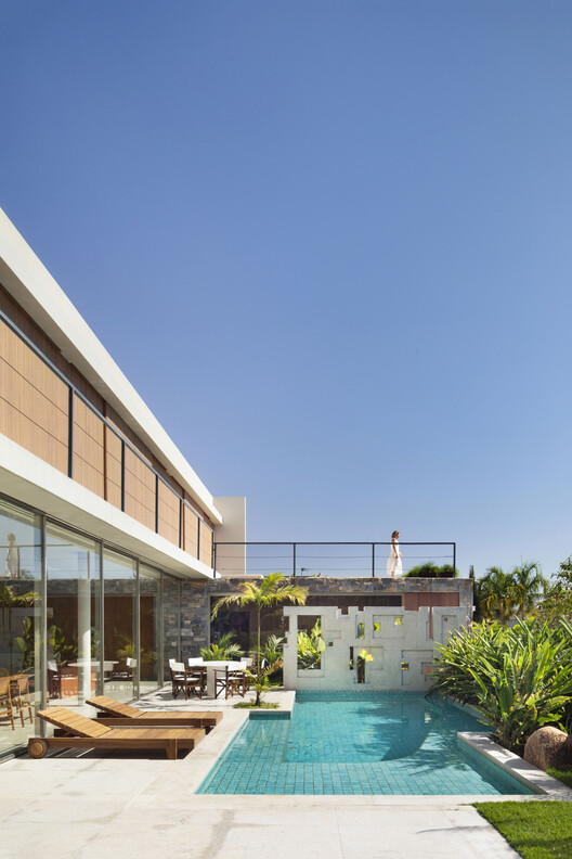 V+M House / Solange Cálio Arquitetos - Image 5 of 29