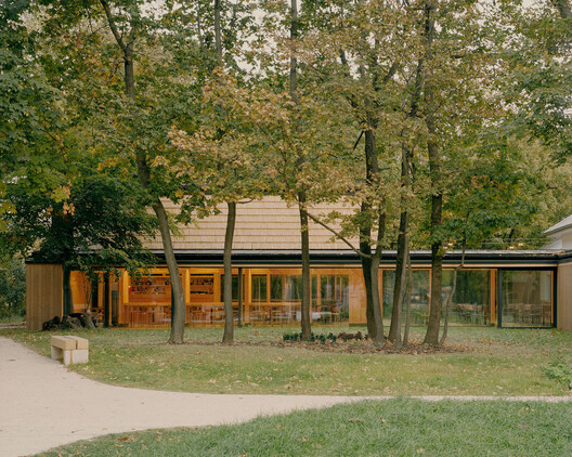 Hungary's New Architectural Landscape: Building From the Past Hungary's New Architectural Landscape: Building From the Past - Image 13 of 21