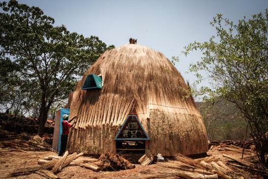 Beyond the Handmade Aesthetic: Why Craft Needs New Construction Economies Beyond the Handmade Aesthetic: Why Craft Needs New Construction Economies - Image 16 of 20