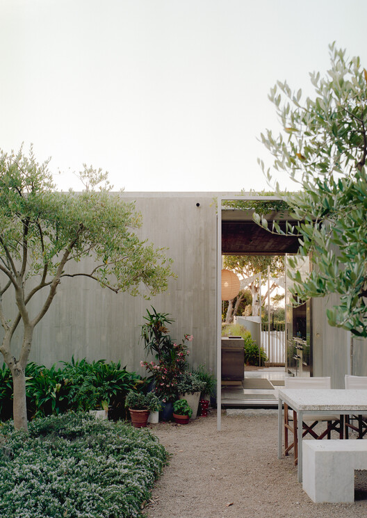 Mori House / Aires Mateus + MA+Co Mori House / Aires Mateus + MA+Co - Image 14 of 26