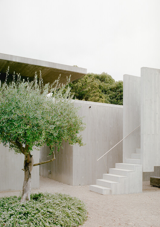 Mori House / Aires Mateus + MA+Co Mori House / Aires Mateus + MA+Co - Image 6 of 26