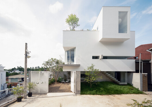Residência Lily Block / 3fconcept Residência Lily Block / 3fconcept - Fotografia de Exterior, Balcão