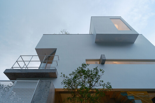 Residência Lily Block / 3fconcept Residência Lily Block / 3fconcept - Fotografia de Exterior, Balcão