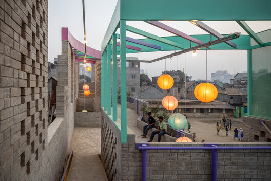 Machan - Korail Community Platform / Paraa - Interior Photography