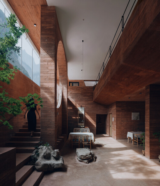 House WoQuanShanFang / Yinyuan Studio - Interior Photography, Wood, Brick