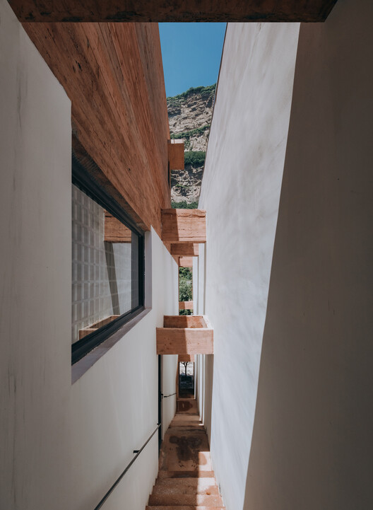House WoQuanShanFang / Yinyuan Studio - Interior Photography, Wood