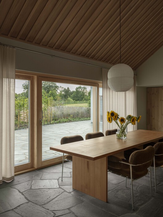 Villa Österlen / Note Design Studio Villa Österlen / Note Design Studio - Interior Photography, Wood, Table, Lighting, Chair