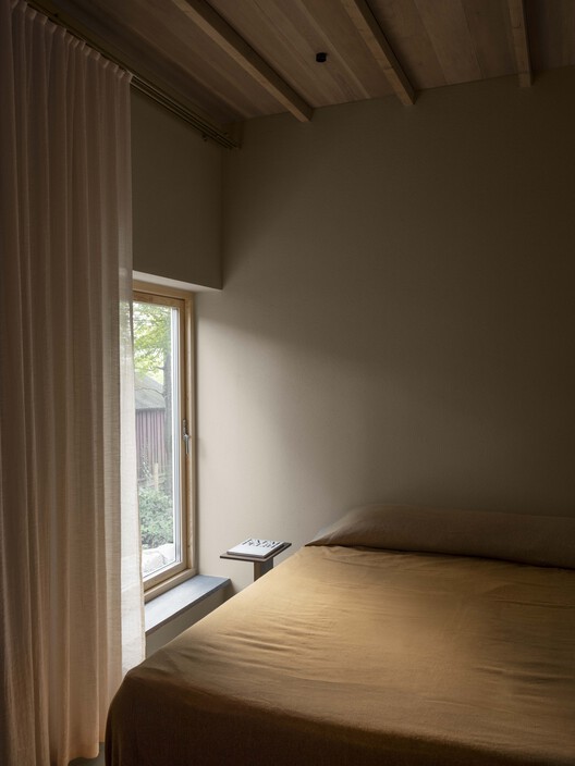 Villa Österlen / Note Design Studio Villa Österlen / Note Design Studio - Interior Photography, Bedroom, Wood, Lighting, Bed