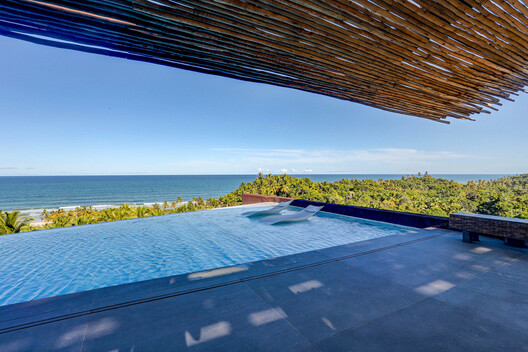 Txai Bungalow / TETRO Arquitetura Txai Bungalow / TETRO Arquitetura - Exterior Photography, Coast