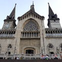 Magnitude 7.4 Earthquake Damages Historic Architecture Across Colombia - 2 的图像 4