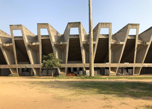 Modernism on the Watch: Preserving the Sardar Vallabhbhai Patel Stadium in India - Image 5 of 7