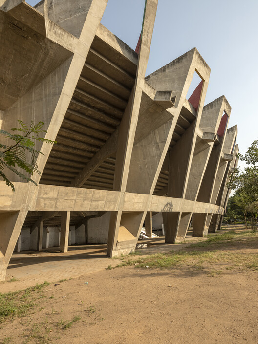 Modernism on the Watch: Preserving the Sardar Vallabhbhai Patel Stadium in India - Image 7 of 7