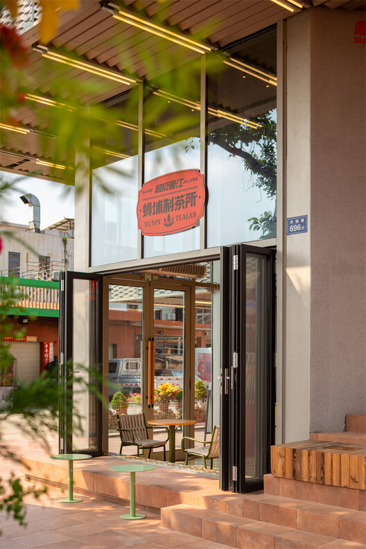 Super JINJIANG / COLORFULL YUJING DESIGN Super JINJIANG / COLORFULL YUJING DESIGN - Interior Photography, Wood, Door, Glass