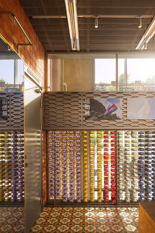 Super JINJIANG / COLORFULL YUJING DESIGN Super JINJIANG / COLORFULL YUJING DESIGN - Image 19 of 33