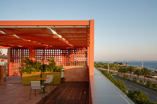 Super JINJIANG / COLORFULL YUJING DESIGN Super JINJIANG / COLORFULL YUJING DESIGN - Exterior Photography, Wood, Balcony