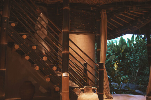 Hideout Leaf Villa / Pablo Luna Studio Hideout Leaf Villa / Pablo Luna Studio - Interior Photography, Wood, Lighting