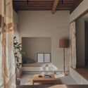 Green Sandwich House / HYAN - Interior Photography, Renovation, Bedroom, Lighting