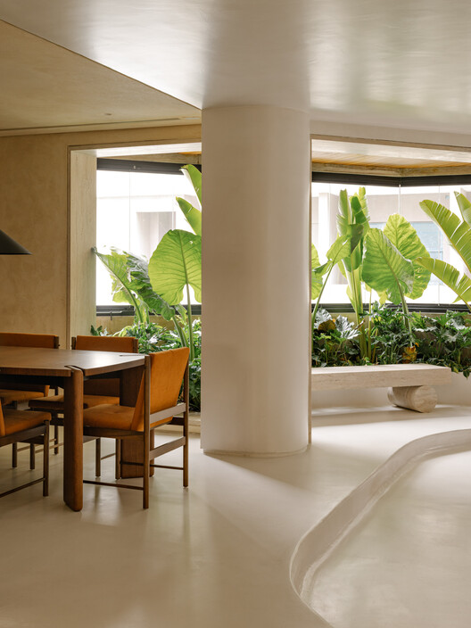 Apartment Matisse / Gurgel D’Alfonso Arquitetura Apartment Matisse / Gurgel D’Alfonso Arquitetura - Interior Photography, Dining room, Wood