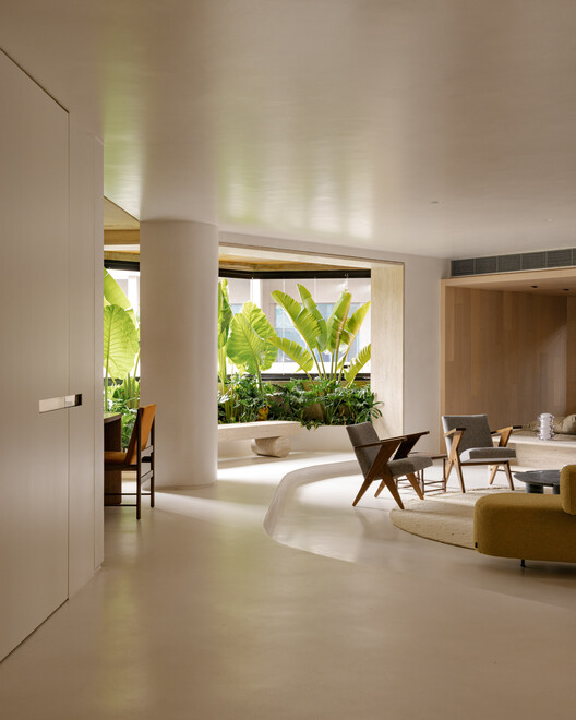Apartment Matisse / Gurgel D’Alfonso Arquitetura Apartment Matisse / Gurgel D’Alfonso Arquitetura - Interior Photography, Wood, Chair