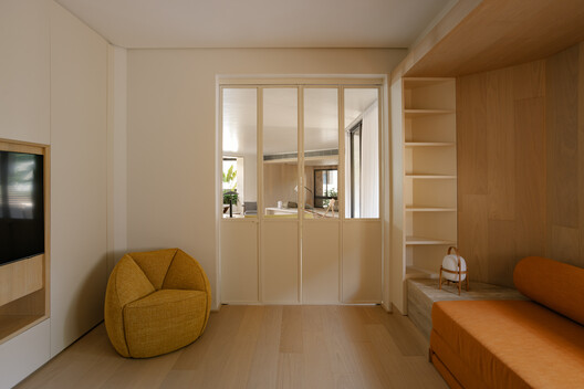 Apartment Matisse / Gurgel D’Alfonso Arquitetura Apartment Matisse / Gurgel D’Alfonso Arquitetura - Interior Photography, Wood, Lighting, Shelving