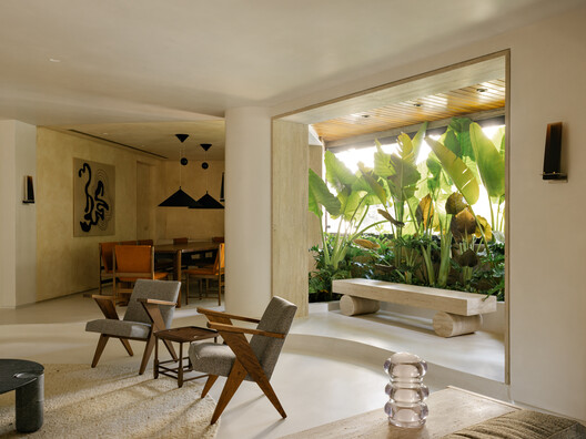 Apartment Matisse / Gurgel D’Alfonso Arquitetura Apartment Matisse / Gurgel D’Alfonso Arquitetura - Interior Photography, Dining room, Wood, Chair