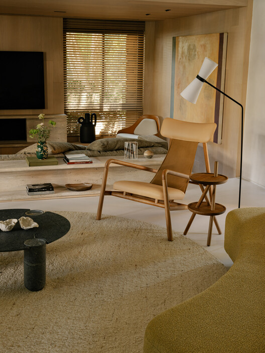 Apartment Matisse / Gurgel D’Alfonso Arquitetura Apartment Matisse / Gurgel D’Alfonso Arquitetura - Interior Photography, Wood, Lighting, Chair