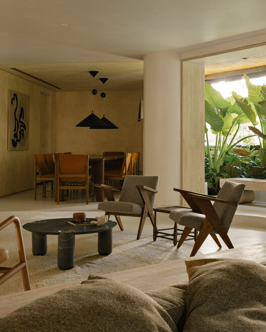 Apartment Matisse / Gurgel D’Alfonso Arquitetura Apartment Matisse / Gurgel D’Alfonso Arquitetura - Interior Photography, Dining room, Wood, Chair