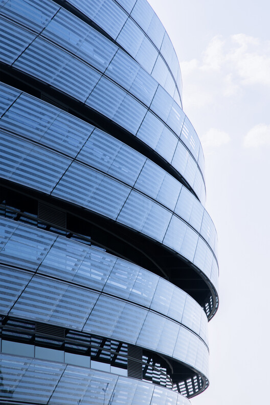 Tianfu Fusion Technology Research Center - SWIP / CSWADI Tianfu Fusion Technology Research Center - SWIP / CSWADI - Glass