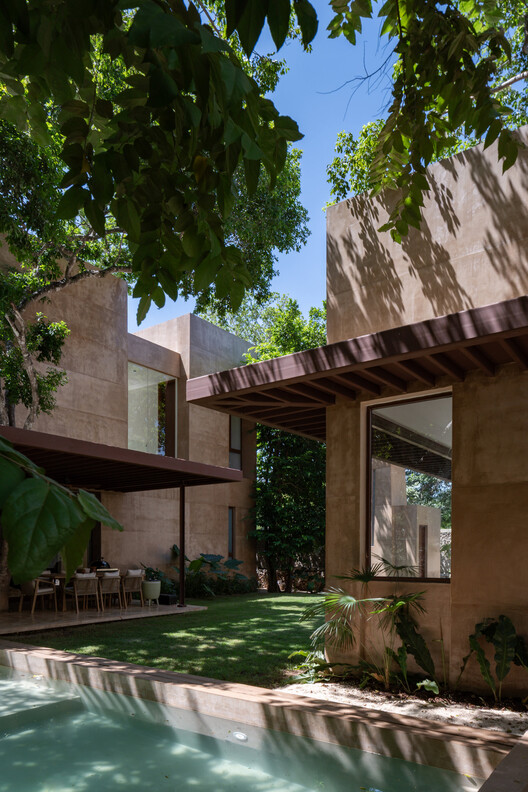 Sodzil House / Esencial Studio Sodzil House / Esencial Studio - Exterior Photography, Courtyard