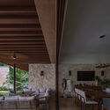 Casa Sodzil / Esencial Studio - Fotografia de Interiores, Casas, Viga, Cadeira