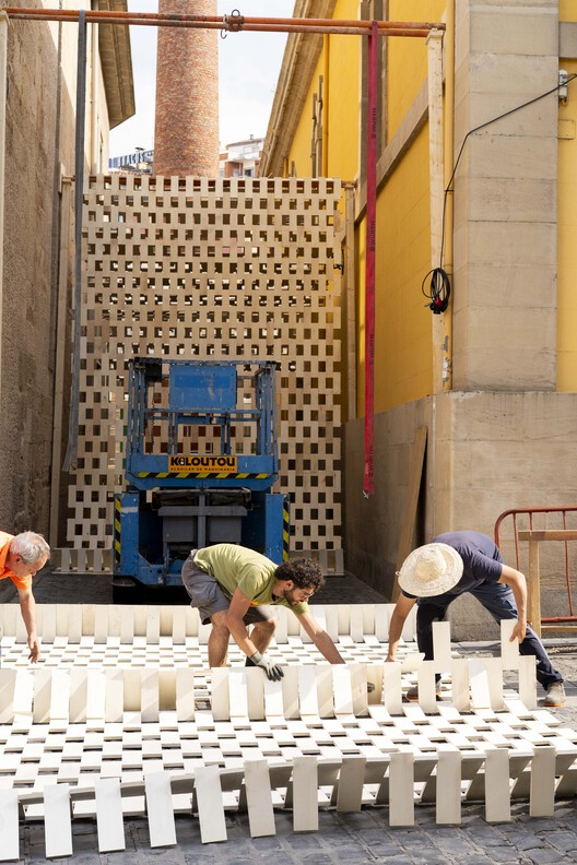 Ephemeral Architecture Prototypes: The Future of Public Spaces Ephemeral Architecture Prototypes: The Future of Public Spaces - Image 8 of 69